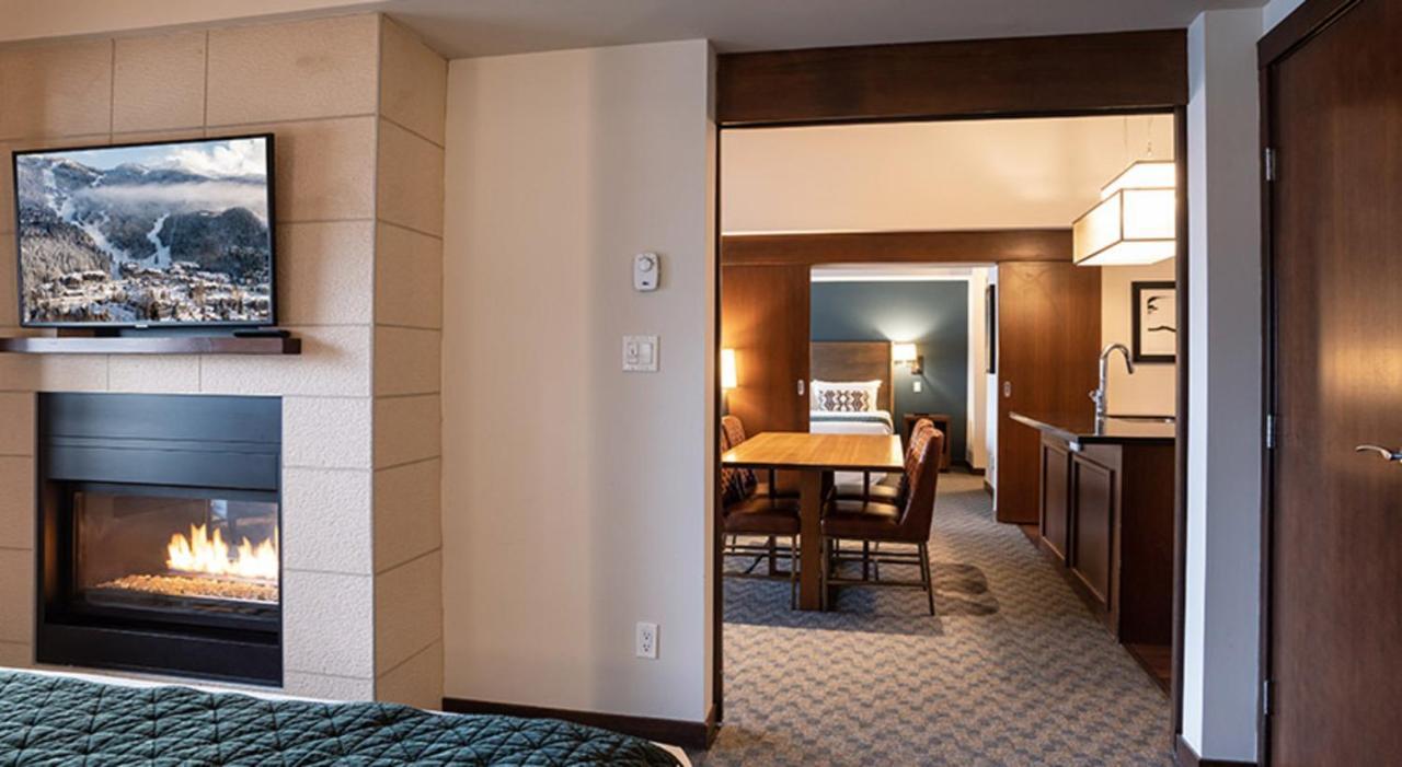 อีโวลูชั่น วิสต์เลอร์ Aparthotel ภายนอก รูปภาพ